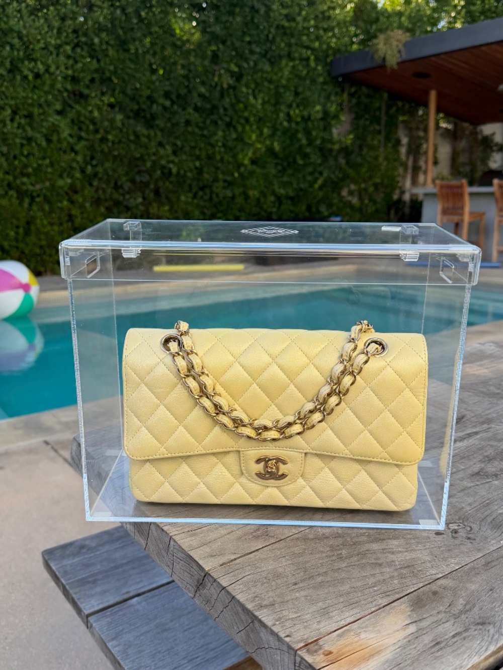 Luxury Bag Display Acrylic Case (C Medium) – Chanel Flap Size